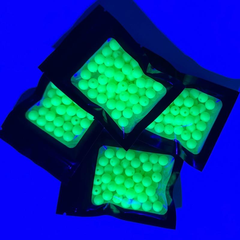 Fishing Beads (black light glow)