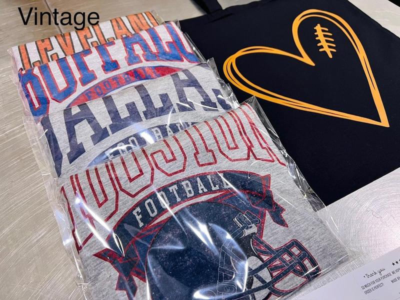 Vintage Football T-shirt Hometown Teams Tee Football Retro Tshirt Football Thowback Tee Buffalo Football Tshirt Kansas City football tee Dallas Football Throwback T-shirt San Francisco Tee Pittsburg Vintage Tshirt